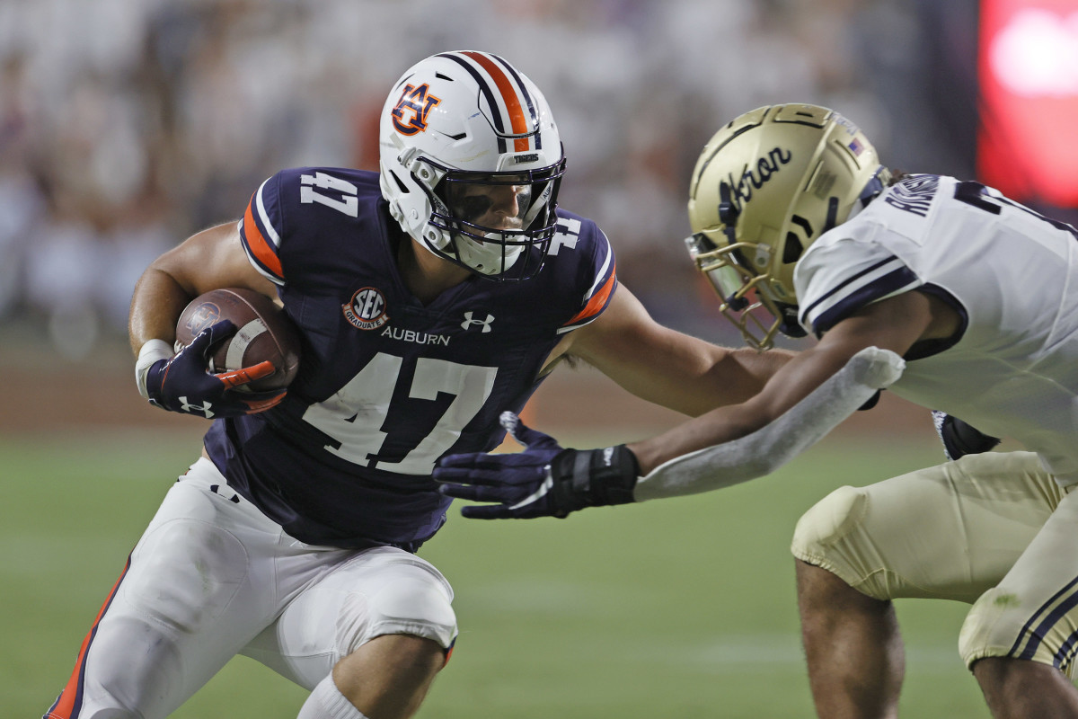 Auburn tight end Samuel Shenker